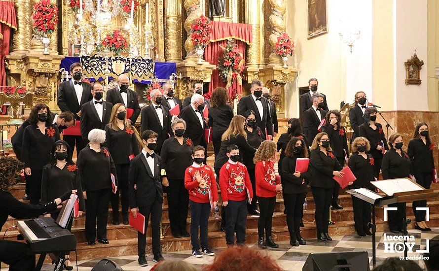 GALERÍA: La Coral Lucentina vuelve a abrir las fiestas con su tradicional Concierto de Navidad GALERÍA: La Coral Lucentina vuelve a abrir las fiestas con su tradicional Concierto de Navidad