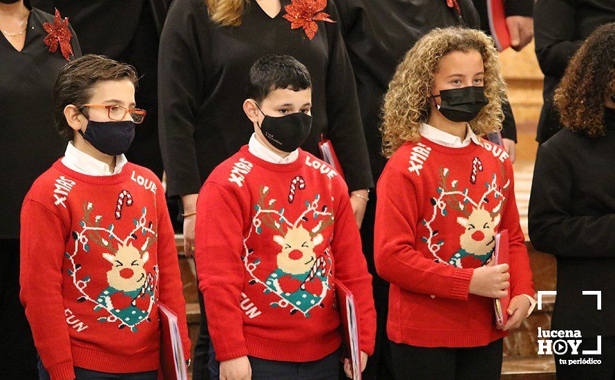 GALERÍA: La Coral Lucentina vuelve a abrir las fiestas con su tradicional Concierto de Navidad GALERÍA: La Coral Lucentina vuelve a abrir las fiestas con su tradicional Concierto de Navidad