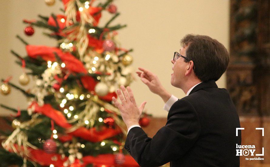 GALERÍA: La Coral Lucentina vuelve a abrir las fiestas con su tradicional Concierto de Navidad GALERÍA: La Coral Lucentina vuelve a abrir las fiestas con su tradicional Concierto de Navidad