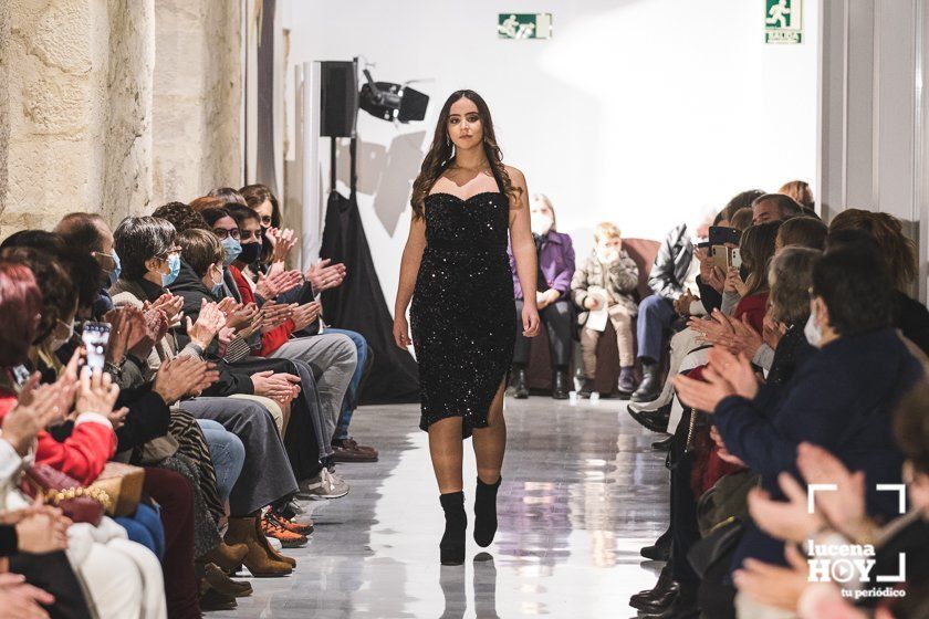 GALERÍA: Diseño "made in Lucena": Ocho jóvenes creadores locales muestran su trabajo en la novedosa Pasarela 868. Las fotos