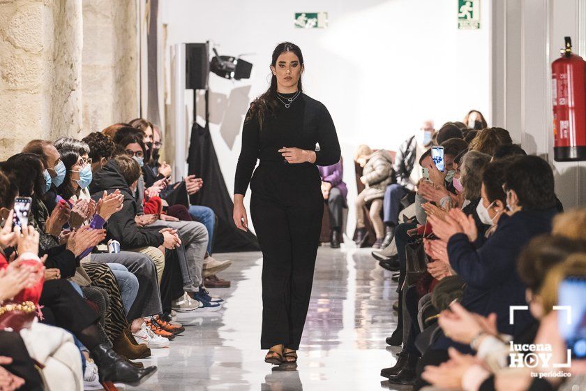 GALERÍA: Diseño "made in Lucena": Ocho jóvenes creadores locales muestran su trabajo en la novedosa Pasarela 868. Las fotos