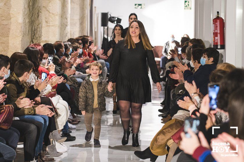 GALERÍA: Diseño "made in Lucena": Ocho jóvenes creadores locales muestran su trabajo en la novedosa Pasarela 868. Las fotos