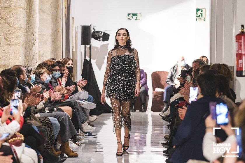 GALERÍA: Diseño "made in Lucena": Ocho jóvenes creadores locales muestran su trabajo en la novedosa Pasarela 868. Las fotos