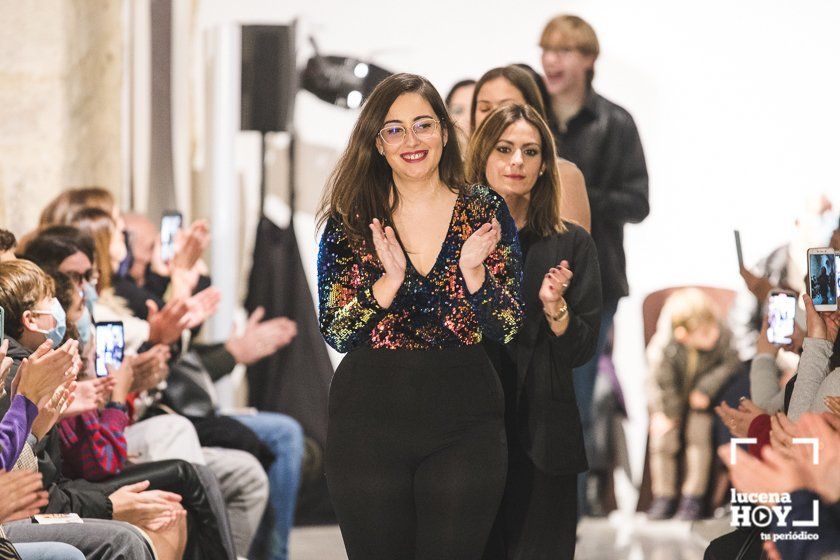 GALERÍA: Diseño "made in Lucena": Ocho jóvenes creadores locales muestran su trabajo en la novedosa Pasarela 868. Las fotos