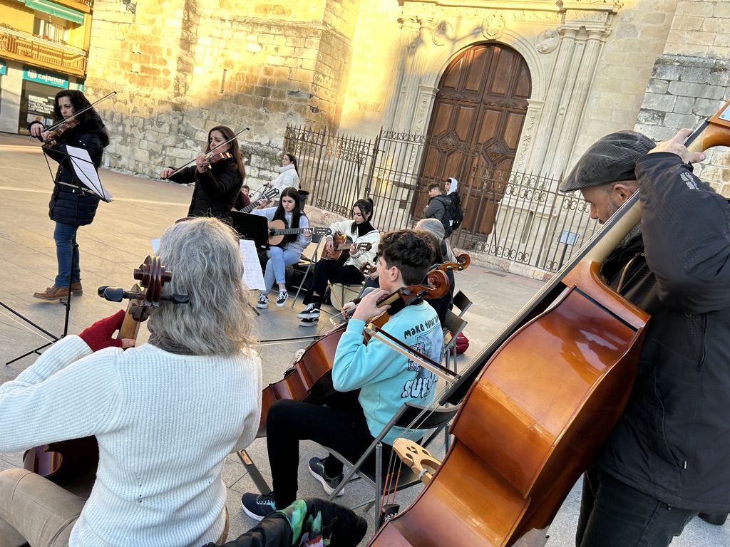 Enclave de Paz con el Conservatorio de Lucena