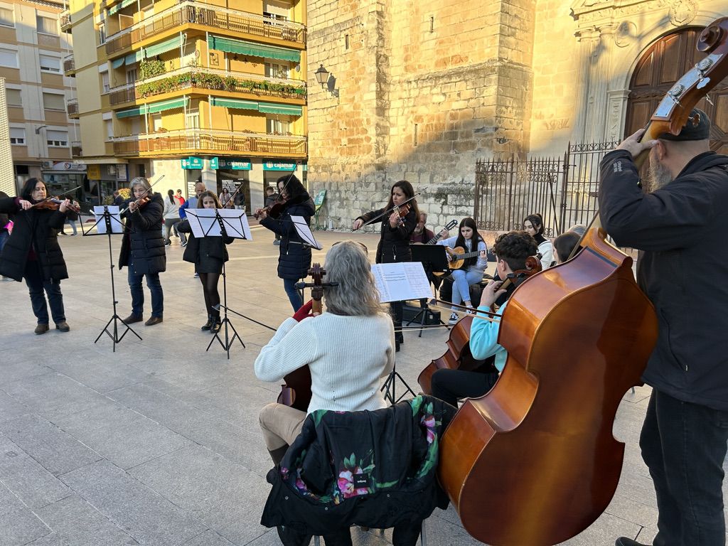 Enclave de Paz con el Conservatorio de Lucena