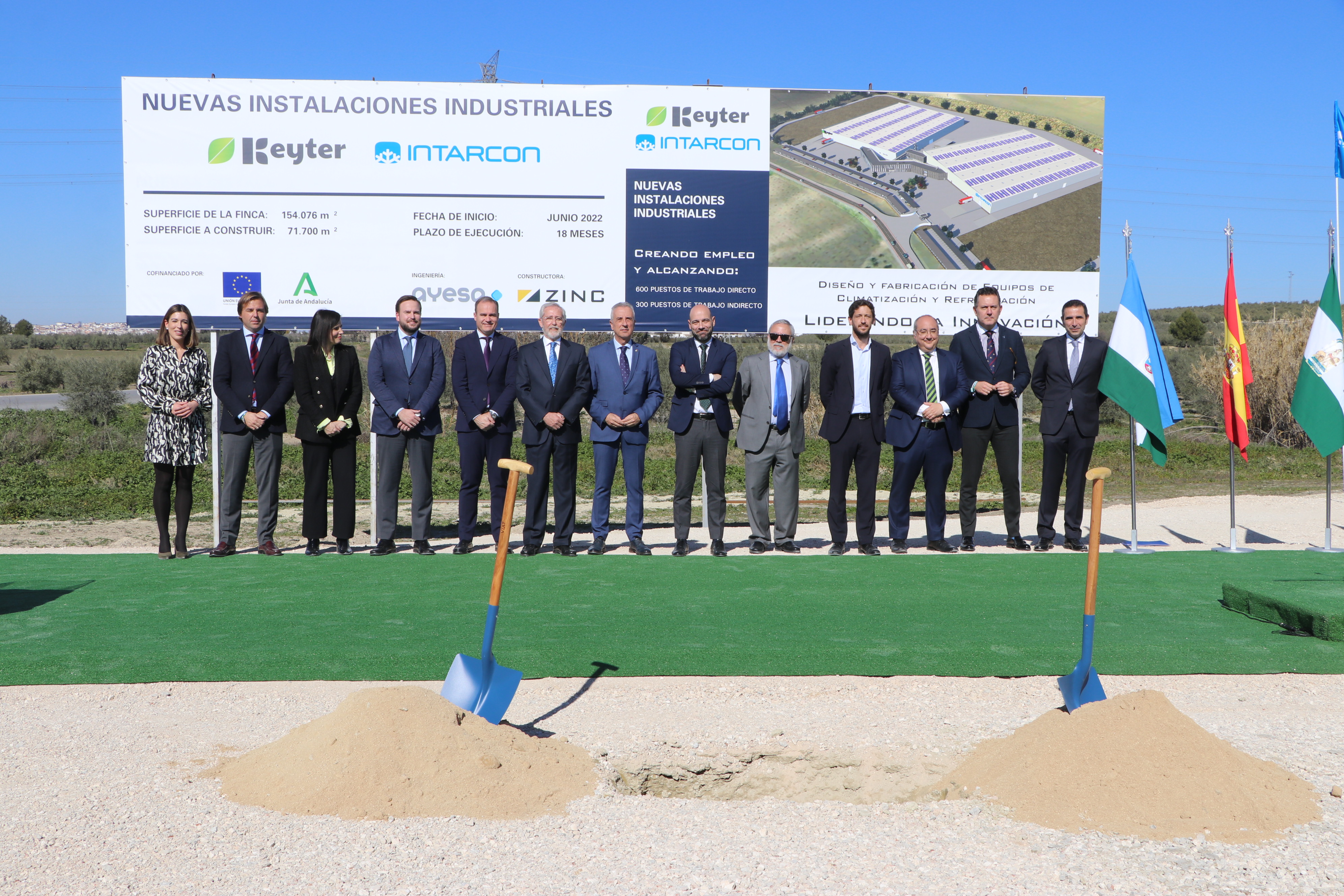 Acto de colocación de la primera piedra en la nueva sede del grupo Keyter Intarcon Genaq en Lucena