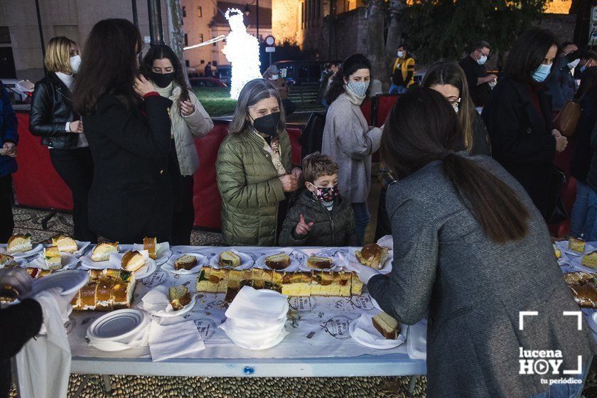 GALERÍA: Sabor a Solidaridad: Las fotos del Roscón de Reyes Gigante de Lucena