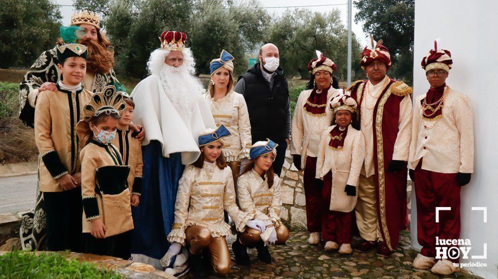  Sus Majestades los Reyes Magos de Oriente ante la ermita del Cristo Marroquí esta tarde 
