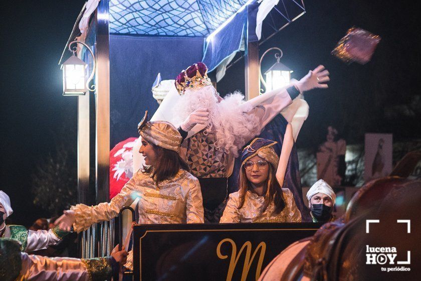 GALERÍA: Los Reyes Magos hacen parada en Campo de Aras antes de llegar a Lucena. Las fotos de la Cabalgata del Cristo