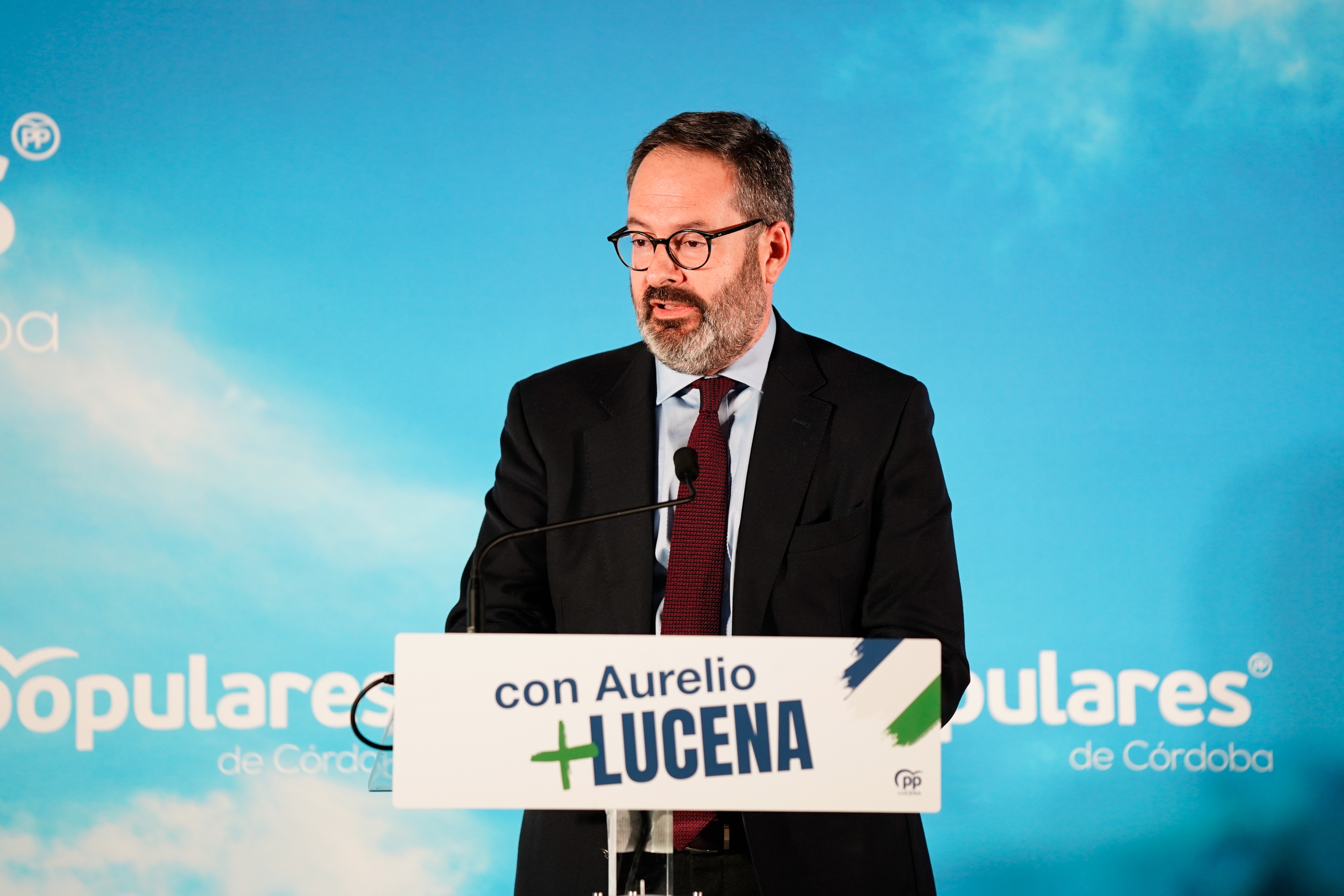 Presentación de la candidatura de Aurelio Fernández