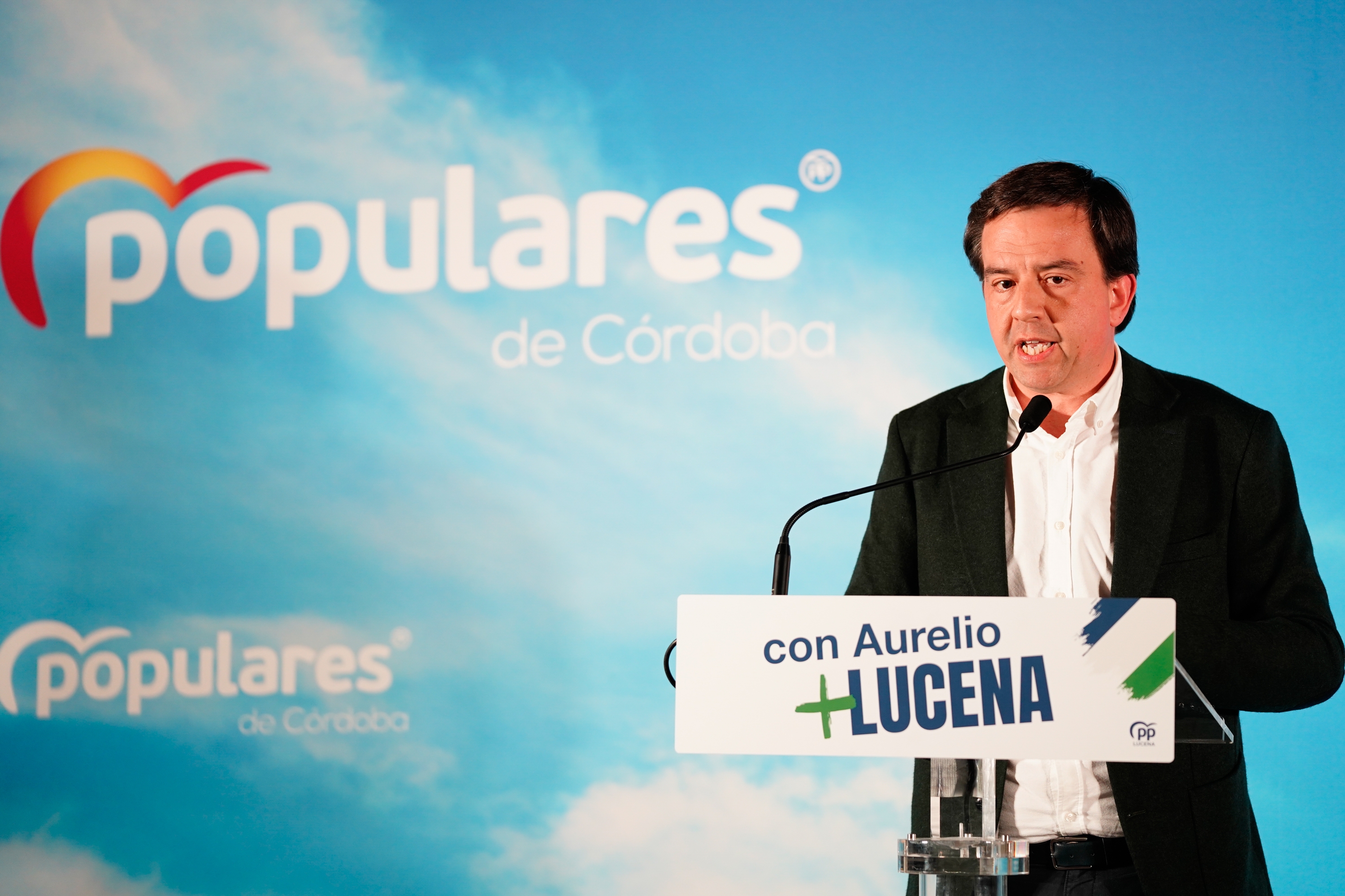 Presentación de la candidatura de Aurelio Fernández