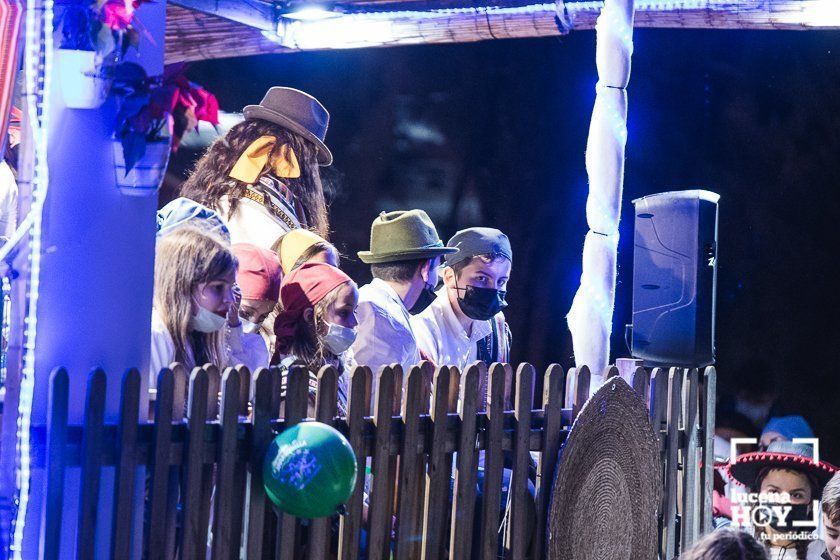 GALERÍA: Los Reyes Magos hacen parada en Campo de Aras antes de llegar a Lucena. Las fotos de la Cabalgata del Cristo