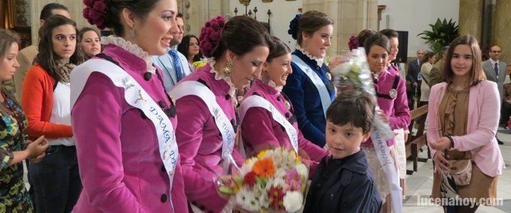  La lluvia desluce la Ofrenda de Flores a la Virgen de Araceli 