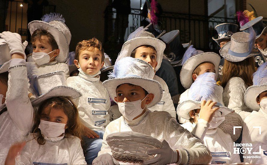 GALERÍA I: La Cabalgata de la Ilusión llena de magia, color y alegría las rondas de Lucena GALERÍA I: La Cabalgata de la Ilusión llena de magia, color y alegría las rondas de Lucena