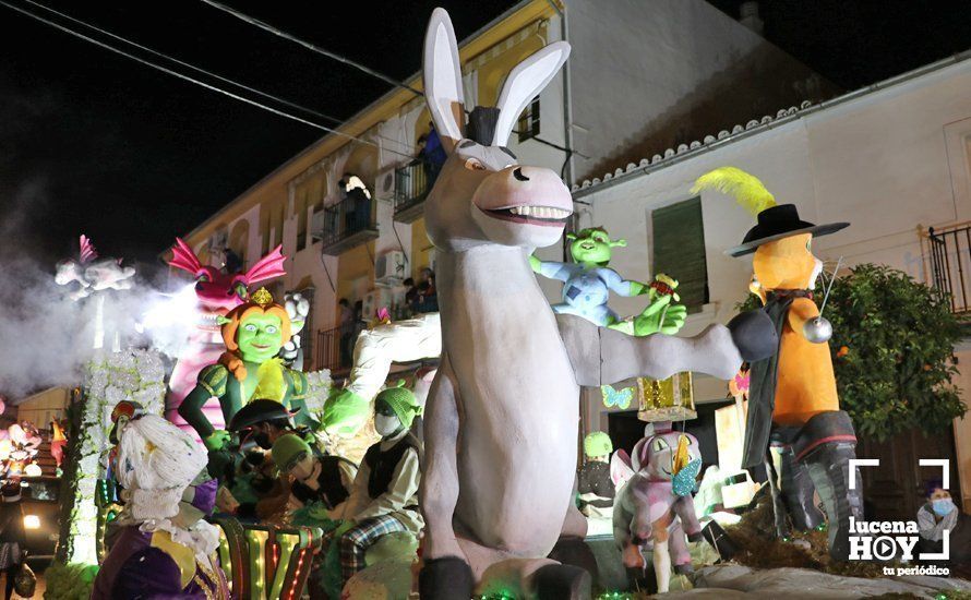 GALERÍA I: La Cabalgata de la Ilusión llena de magia, color y alegría las rondas de Lucena