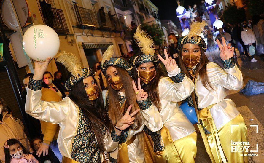 GALERÍA I: La Cabalgata de la Ilusión llena de magia, color y alegría las rondas de Lucena