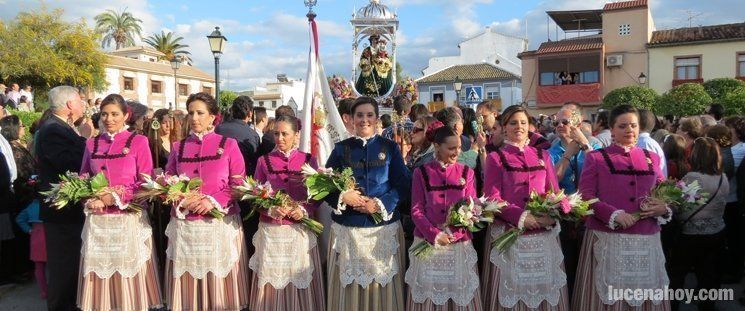  Santiago acoge a la Virgen de Araceli tras la bajada romera 