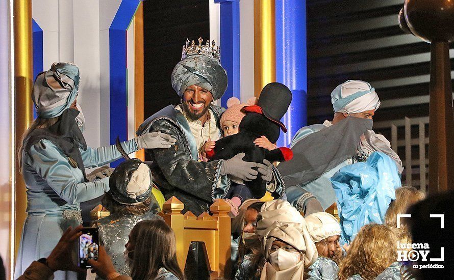 GALERÍA I: La Cabalgata de la Ilusión llena de magia, color y alegría las rondas de Lucena GALERÍA I: La Cabalgata de la Ilusión llena de magia, color y alegría las rondas de Lucena