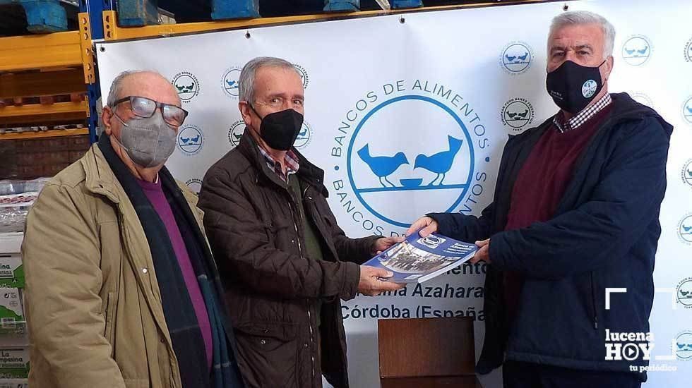  Relevo en el Banco de Alimentos de Lucena, de Antonio Moyano a Juan Ruiz 