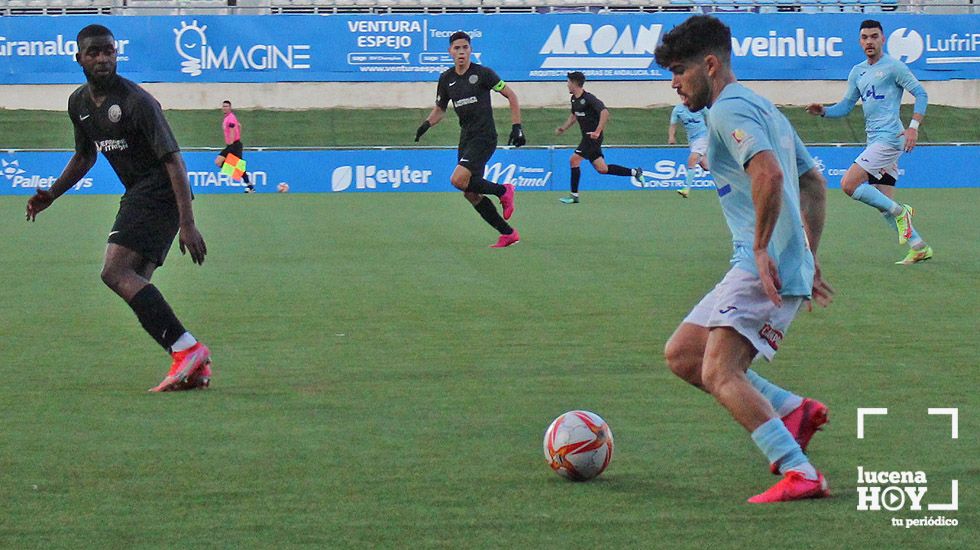  Un lance del partido entre Ciudad de Lucena y FC Málaga City 