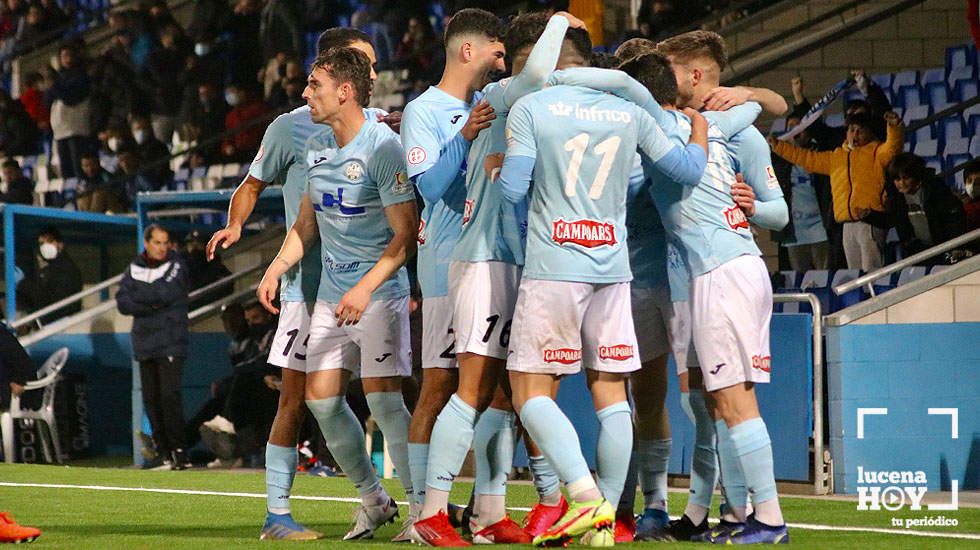  Celebración del primer gol del Ciudad de Lucena sobre el Córdoba B 