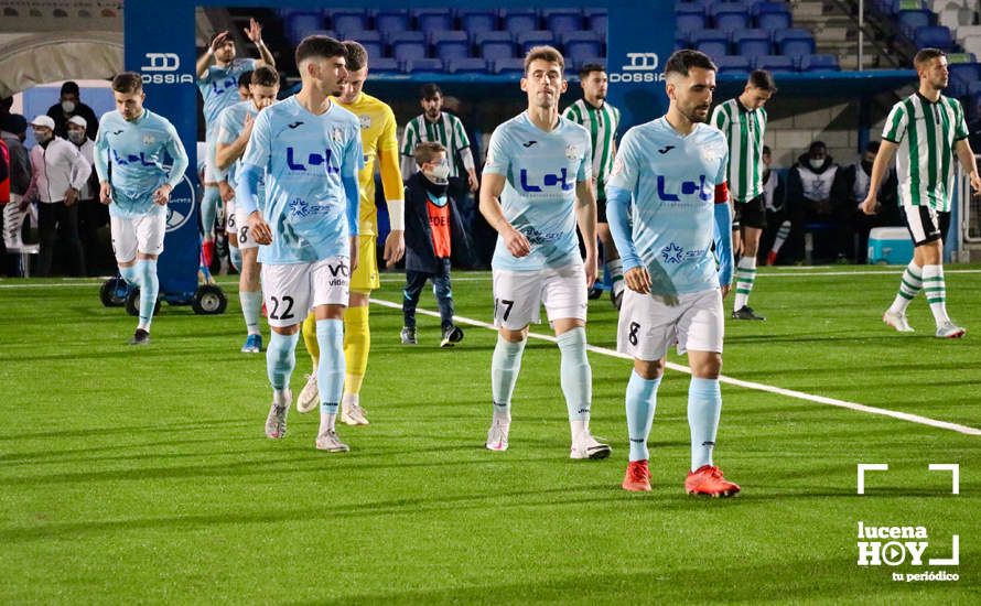 GALERÍA: El Ciudad de Lucena suma y sigue frente al Córdoba B (2-1). Las fotos del partido GALERÍA: El Ciudad de Lucena suma y sigue frente al Córdoba B (2-1). Las fotos del partido