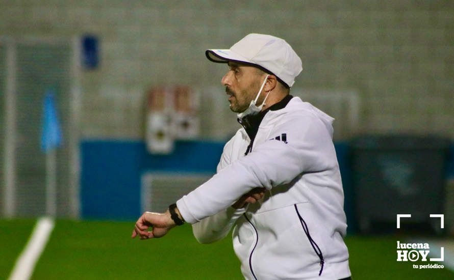 GALERÍA: El Ciudad de Lucena suma y sigue frente al Córdoba B (2-1). Las fotos del partido GALERÍA: El Ciudad de Lucena suma y sigue frente al Córdoba B (2-1). Las fotos del partido