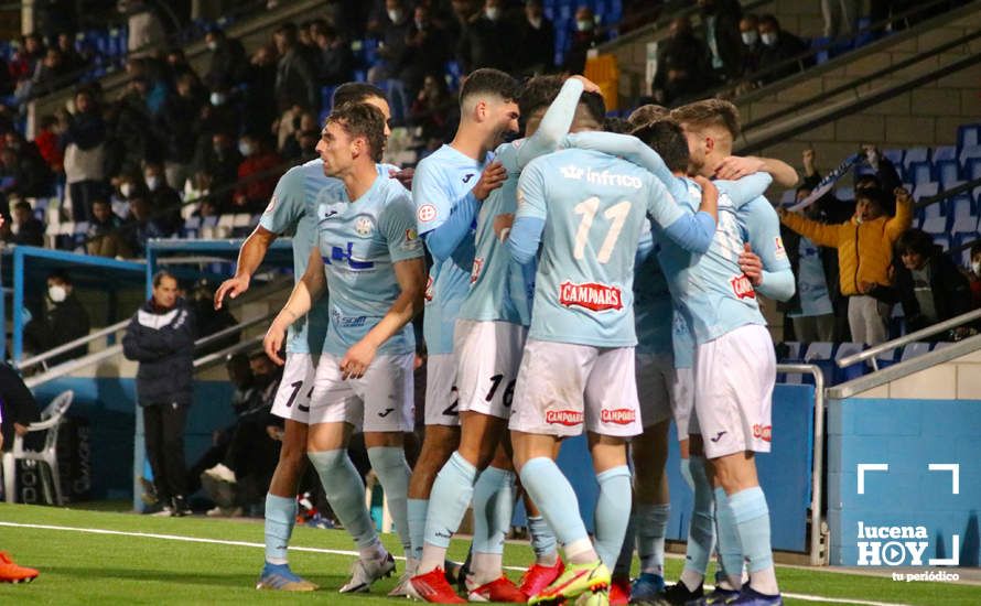 GALERÍA: El Ciudad de Lucena suma y sigue frente al Córdoba B (2-1). Las fotos del partido GALERÍA: El Ciudad de Lucena suma y sigue frente al Córdoba B (2-1). Las fotos del partido