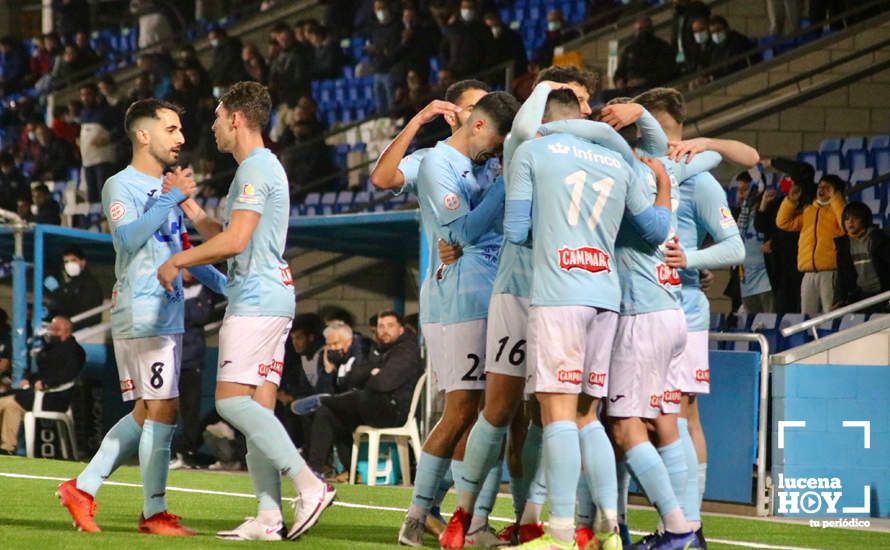 GALERÍA: El Ciudad de Lucena suma y sigue frente al Córdoba B (2-1). Las fotos del partido GALERÍA: El Ciudad de Lucena suma y sigue frente al Córdoba B (2-1). Las fotos del partido