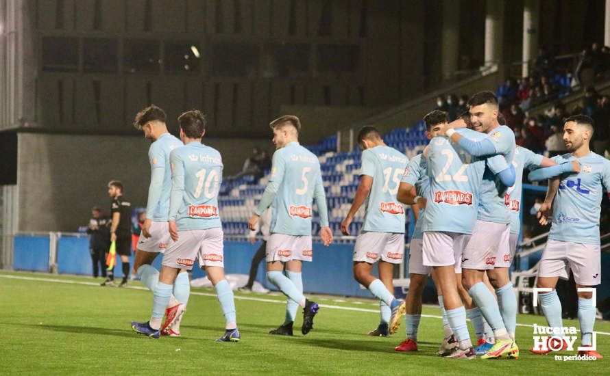 GALERÍA: El Ciudad de Lucena suma y sigue frente al Córdoba B (2-1). Las fotos del partido GALERÍA: El Ciudad de Lucena suma y sigue frente al Córdoba B (2-1). Las fotos del partido