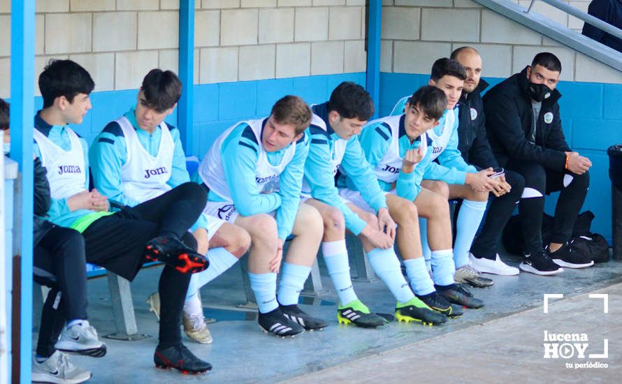 DEPORTE BASE / GALERÍA: El Juvenil A de la Fundación Lucena CF mantiene vivas sus aspiraciones de ascenso tras derrotar al Egabrense (2-1). Las fotos del partido