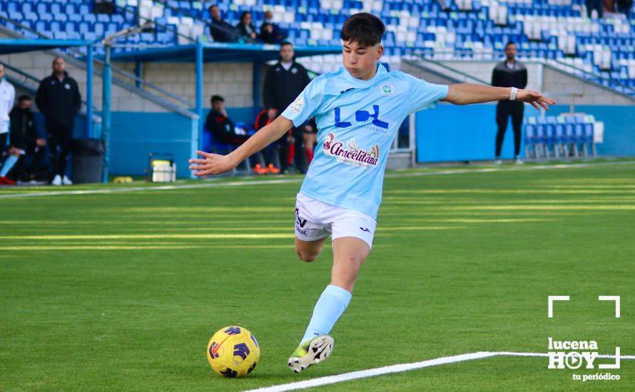 DEPORTE BASE / GALERÍA: El Juvenil A de la Fundación Lucena CF mantiene vivas sus aspiraciones de ascenso tras derrotar al Egabrense (2-1). Las fotos del partido