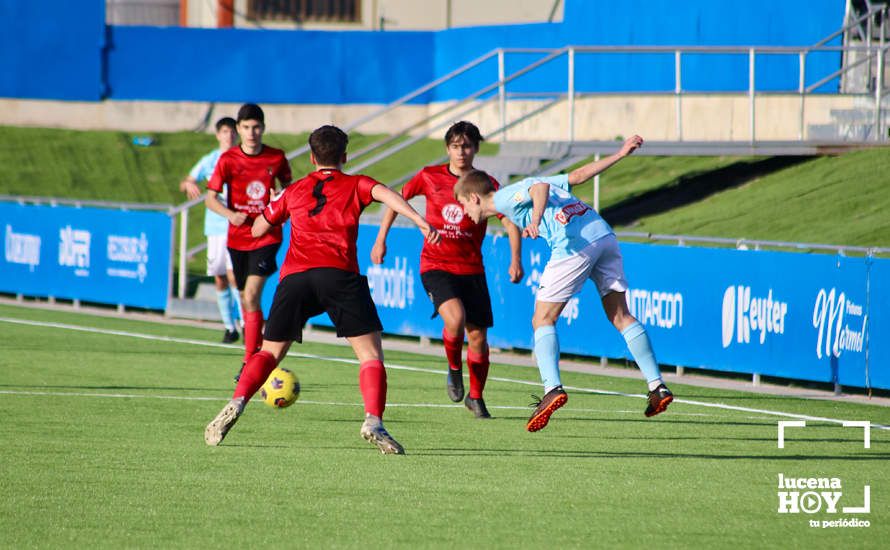 DEPORTE BASE / GALERÍA: El Juvenil A de la Fundación Lucena CF mantiene vivas sus aspiraciones de ascenso tras derrotar al Egabrense (2-1). Las fotos del partido