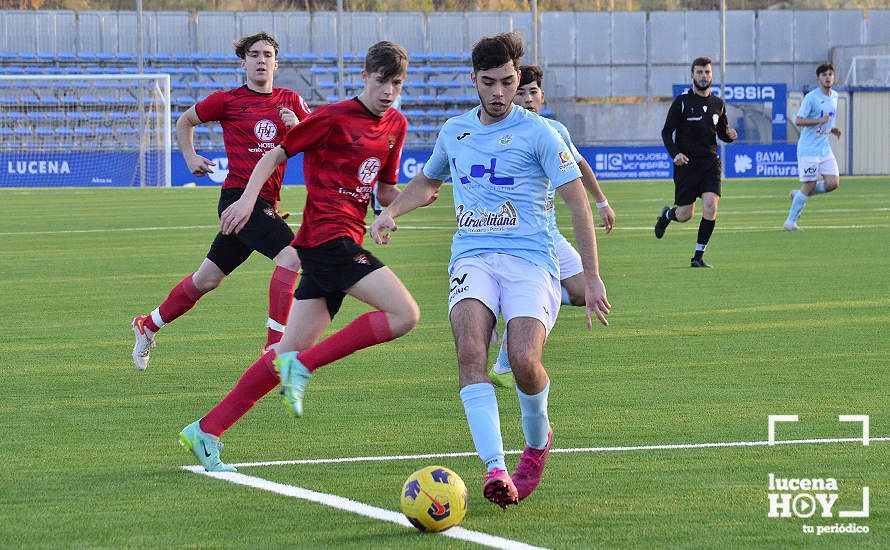 DEPORTE BASE / GALERÍA: El Juvenil A de la Fundación Lucena CF mantiene vivas sus aspiraciones de ascenso tras derrotar al Egabrense (2-1). Las fotos del partido