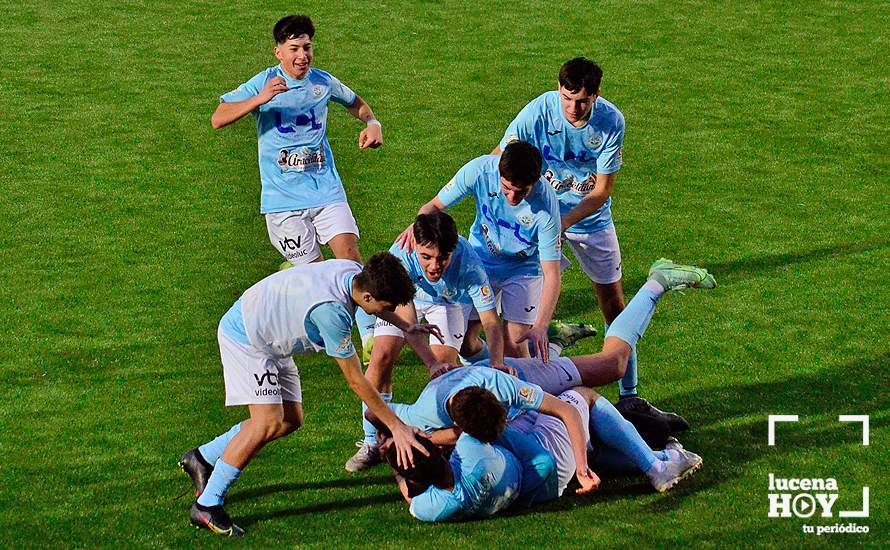 DEPORTE BASE / GALERÍA: El Juvenil A de la Fundación Lucena CF mantiene vivas sus aspiraciones de ascenso tras derrotar al Egabrense (2-1). Las fotos del partido