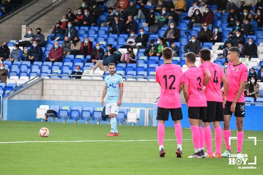 GALERÍA: El Ciudad de Lucena sigue imparable y suma tres puntos más ante el Ceuta B (3-2). Las fotos del partido GALERÍA: El Ciudad de Lucena sigue imparable y suma tres puntos más ante el Ceuta B (3-2). Las fotos del partido