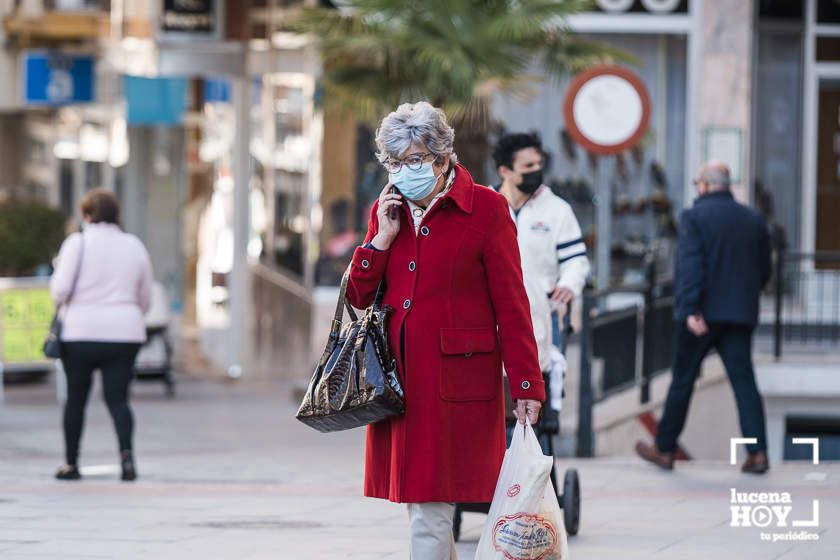 GALERÍA: Las imágenes del primer día sin obligación de usar mascarilla en las calles del centro de Lucena