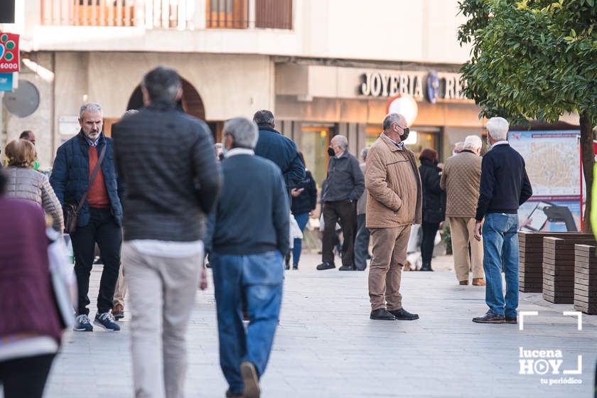 GALERÍA: Las imágenes del primer día sin obligación de usar mascarilla en las calles del centro de Lucena