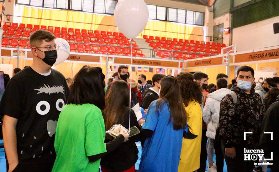 GALERÍA: Las fotos del Salón del Estudiante de Lucena, inaugurado esta mañana.