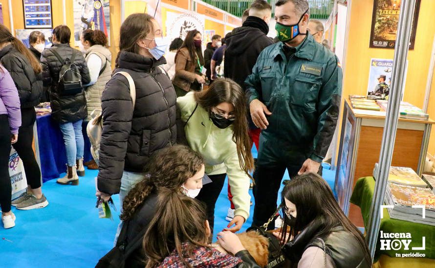 GALERÍA: Las fotos del Salón del Estudiante de Lucena, inaugurado esta mañana.