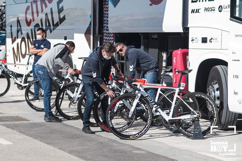 GALERÍA: Así hemos visto la salida de la Vuelta Ciclista a Andalucía desde Lucena