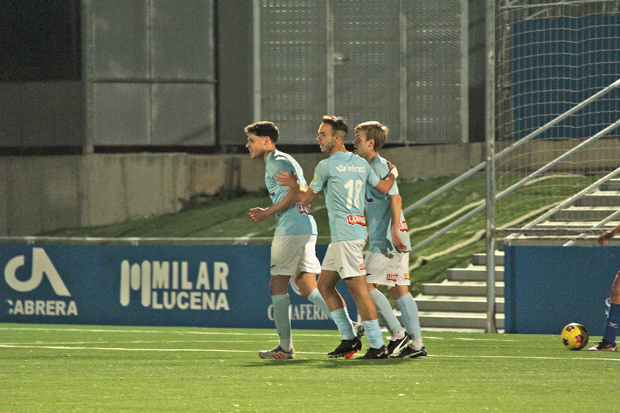Ciudad de Lucena B - CD Posadas Ciudad de Lucena B - CD Posadas