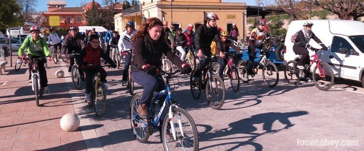  El domingo se celebró la ruta "La vía verde en bici" (fotos) 