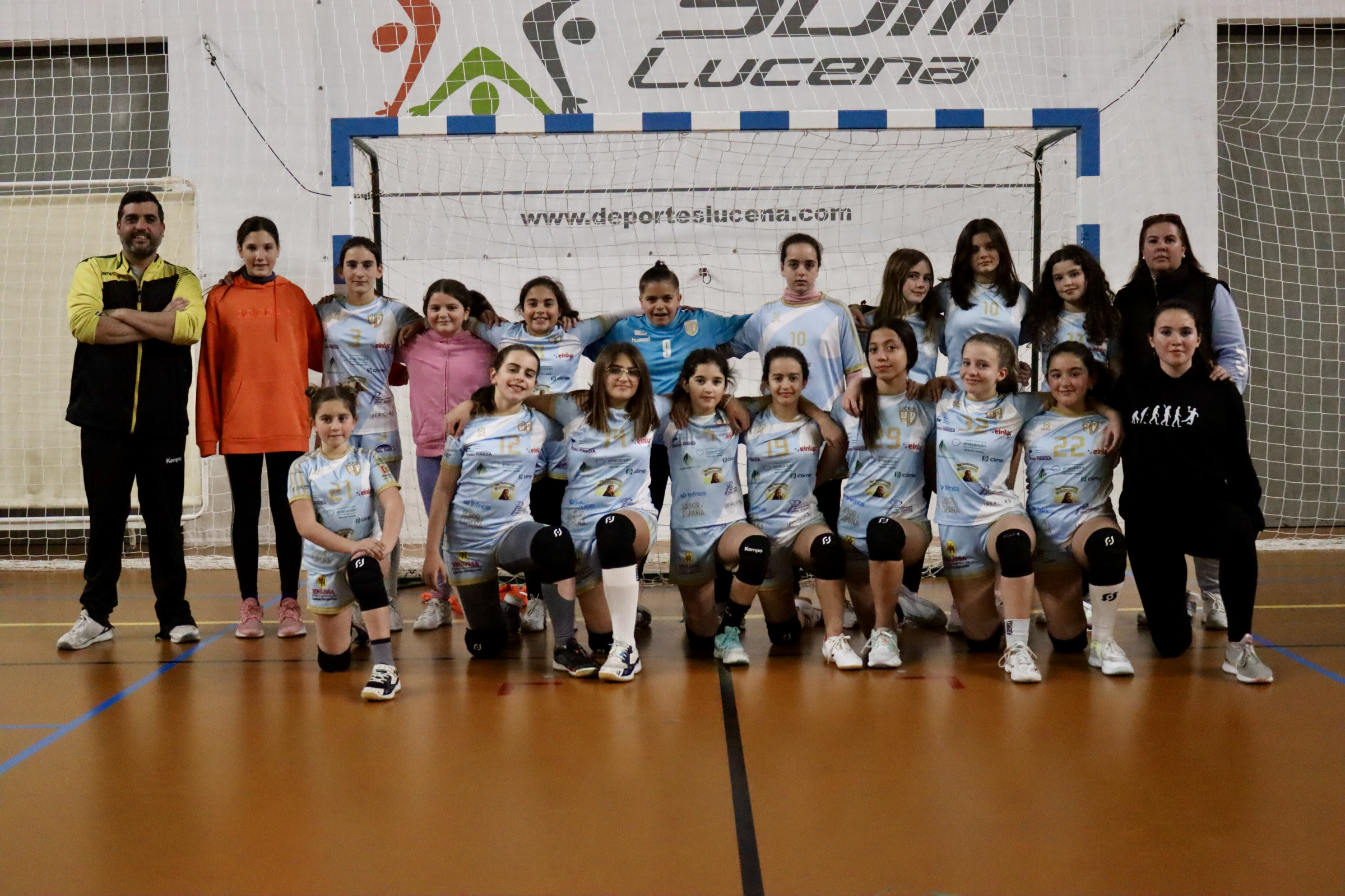 Equipo alevín femenino del Club Balonmano Lucena