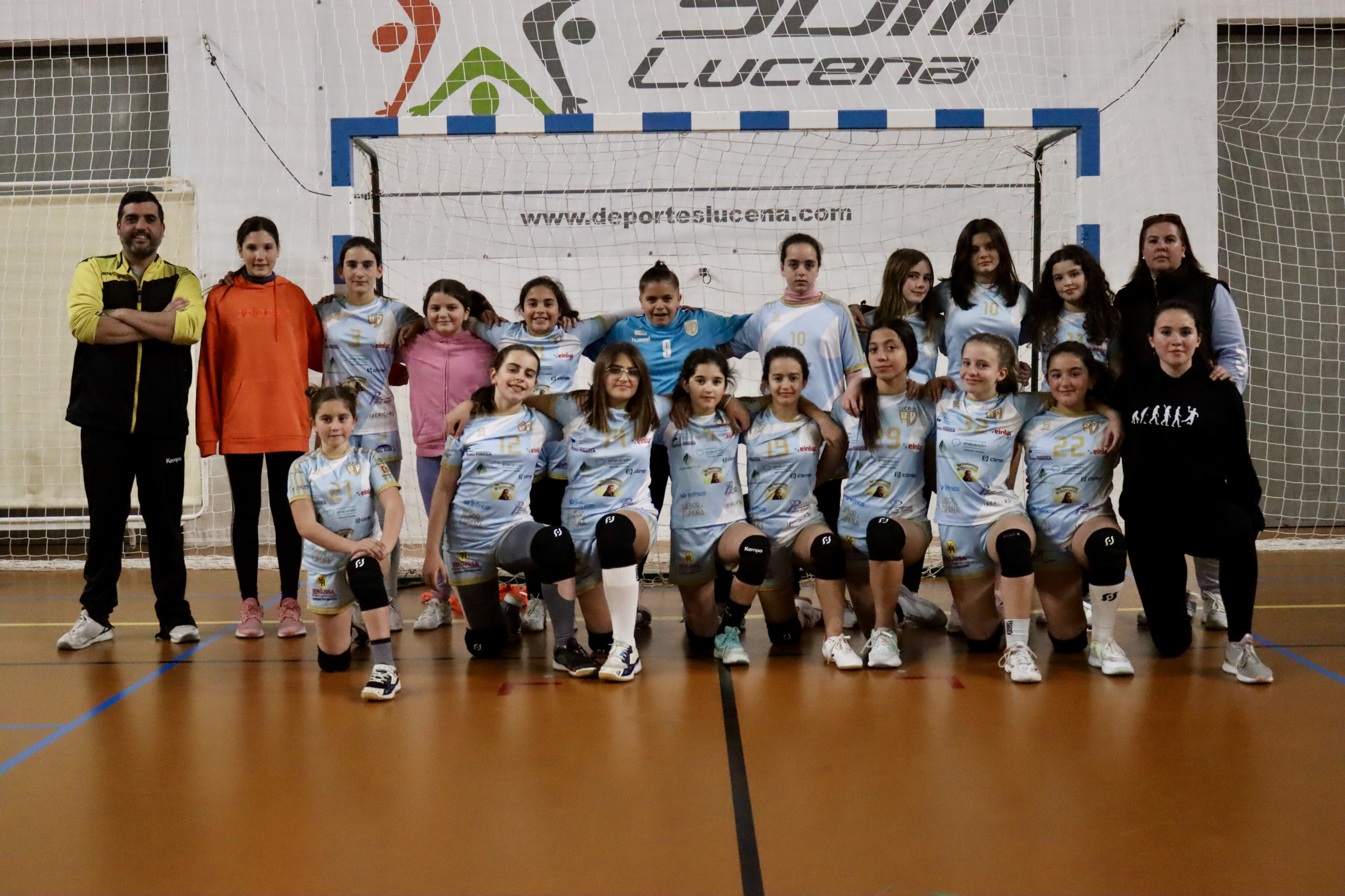 Equipo alevín femenino del Club Balonmano Lucena