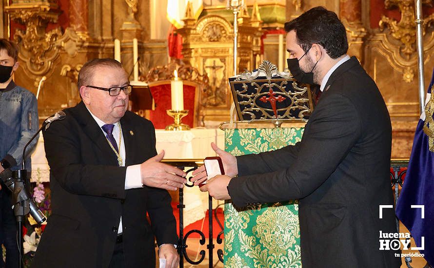 GALERÍA: La Agrupación de Cofradías de Lucena entrega su Medalla de Oro a la Cofradía del Caído por su 50 aniversario fundacional