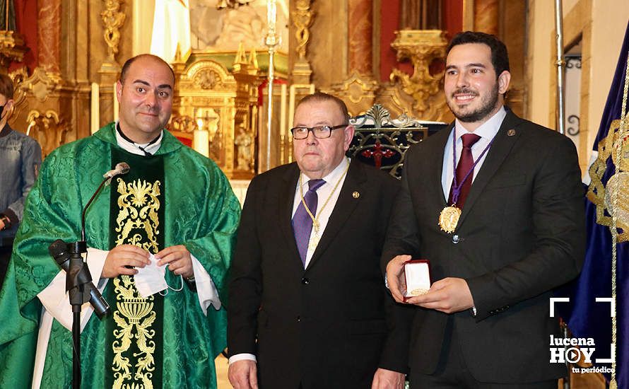 GALERÍA: La Agrupación de Cofradías de Lucena entrega su Medalla de Oro a la Cofradía del Caído por su 50 aniversario fundacional