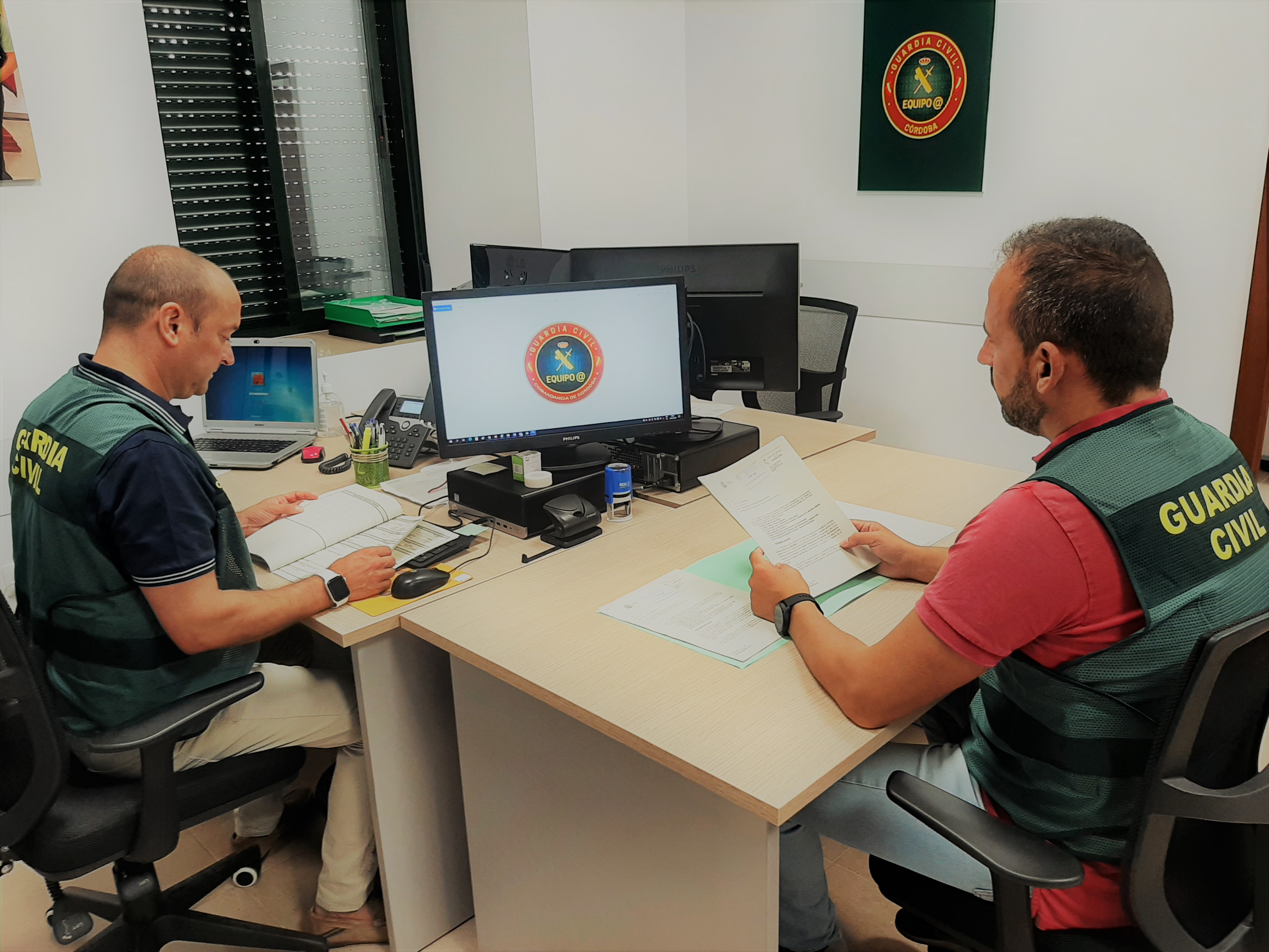 Equipo @ de la Guardia Civil de Córdoba