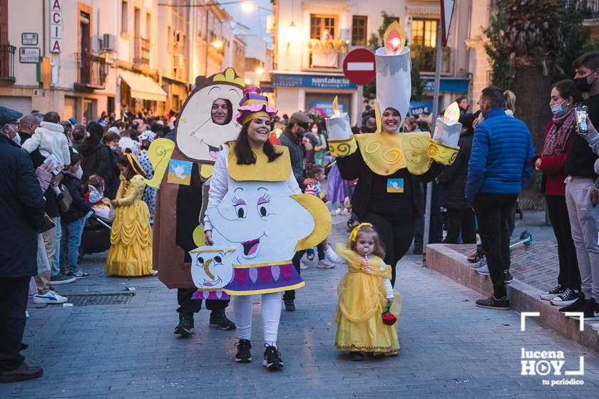 GALERÍA: El Pasacalles llena de alegría y colorido las calles del centro de Lucena